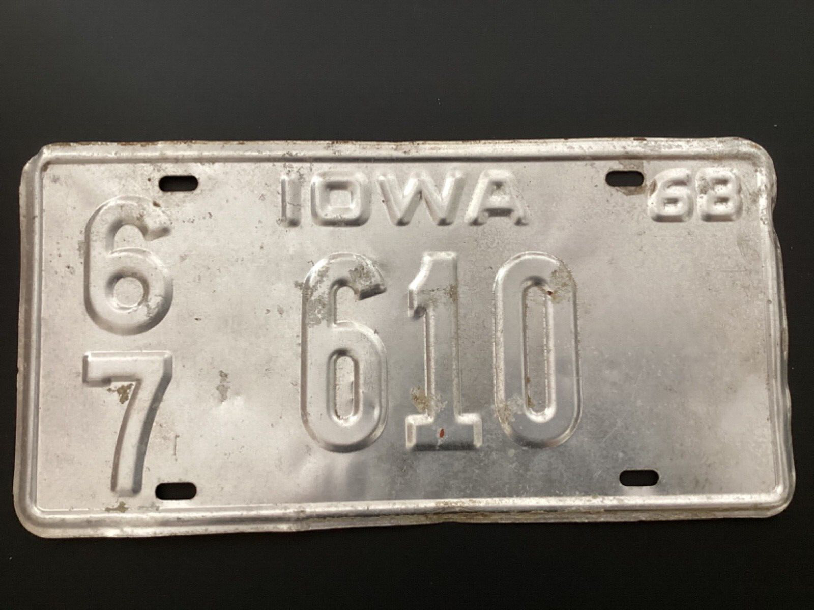 Vintage 1968 Iowa License Plate 67 610 No Piant Left on Tag