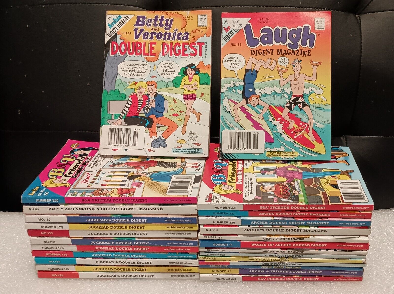 Lot Of 26 -Archie Comic Digest Modern 2000's Jughead, Betty & Veronica & Archie