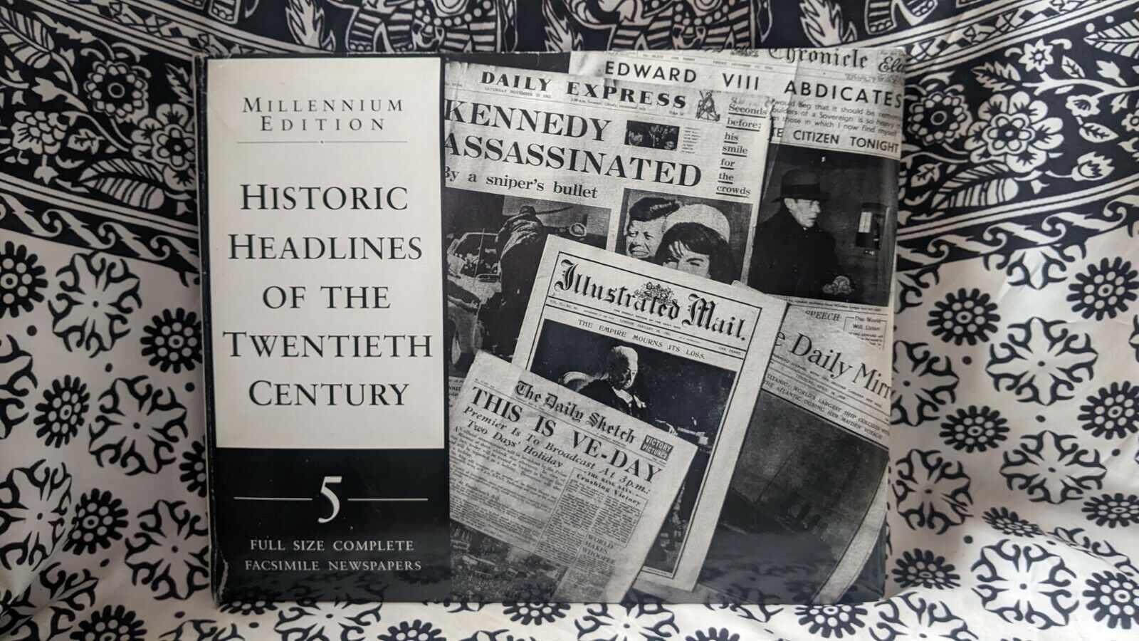 Millennium Edition Historic Headlines Of The Twentieth Century, 1999