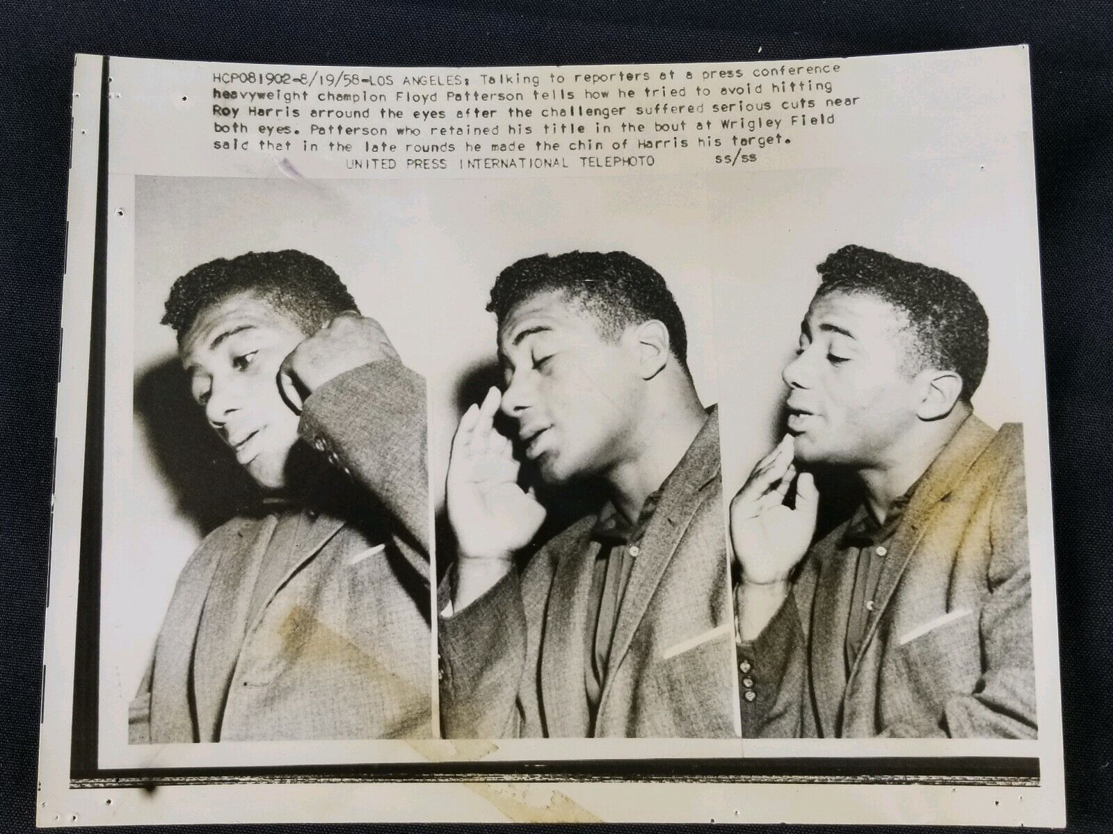 Vtg 1958 Boxing Press Photo Floyd Patterson Talking Reporters Roy Harris Fight