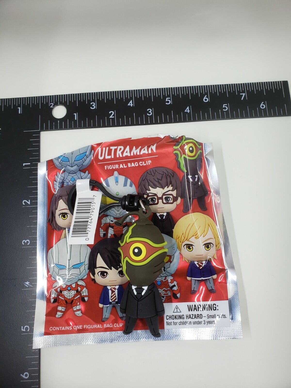 Ultraman Figural Bag Clip Series  Edo opened package 