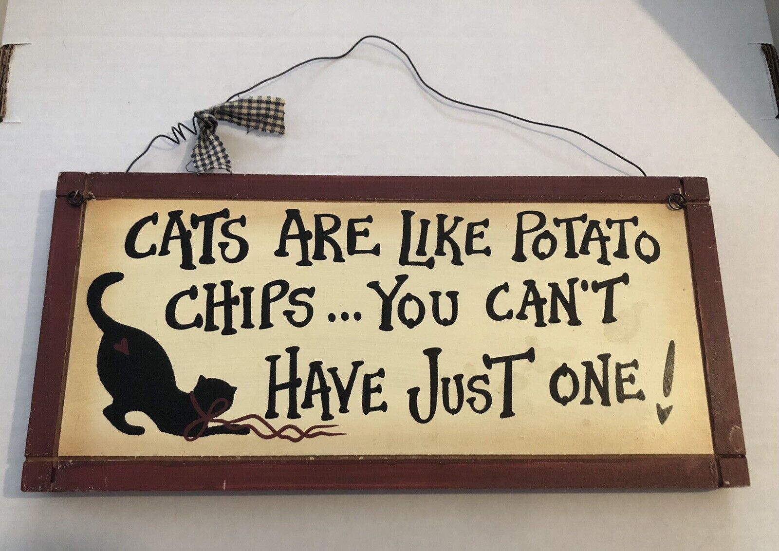 “Cats Are Like Potato Chips” Wood Sign Wall Hanging Decoration 11.5”