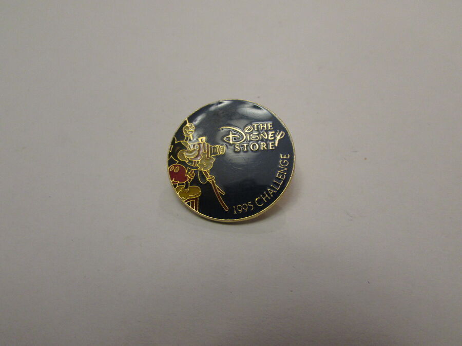 Disney DS - Disney Store Challenge 1995 (Lion King Pre-Sales) Pin