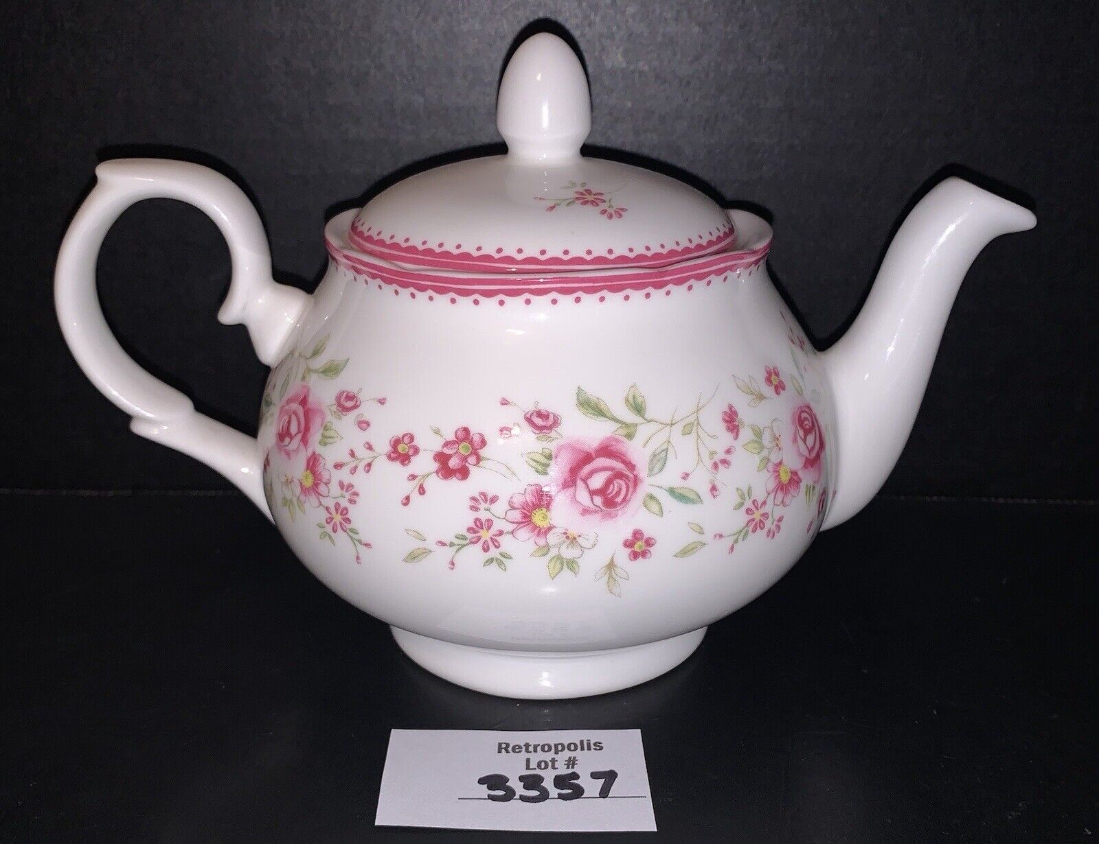 Whittard of Chelsea Teapot Vintage Rose Fine Bone China by Elizabeth 2009