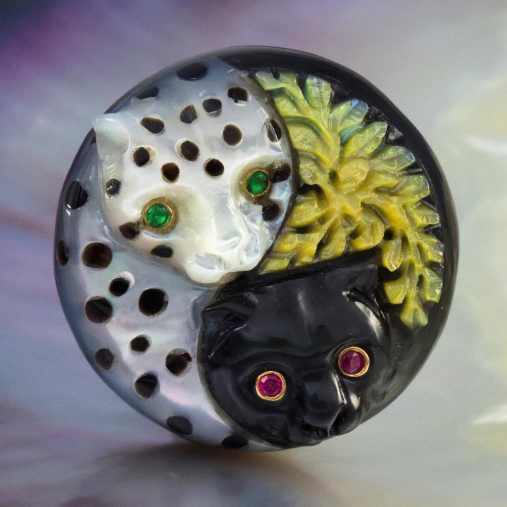 Black Panther & White Leopard Yin Yang Carved Mother-of-Pearl & Paua Shell 6.72g