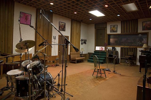 FAME Recording Studios,Muscle Shoals,Alabama,Colbert County,Drums,2010