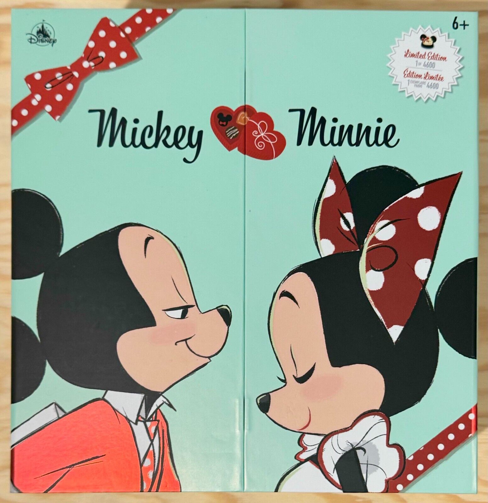 2021 Disney Parks Valentine\'s Day Mickey Mouse & Minnie Mouse LE 4600 Doll Set