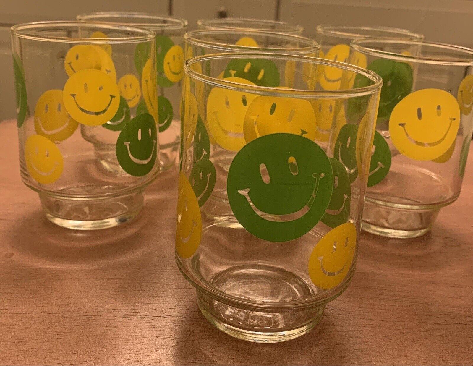 7 pcs  1970s Stackable Libbey Green Yellow Smiley Emoji Glasses Tumblers Vintage