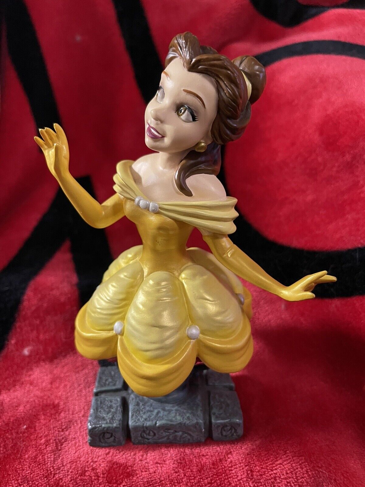 Disney enesco grand jester studios Belle #O429 of 3,000 figure RARE Low #