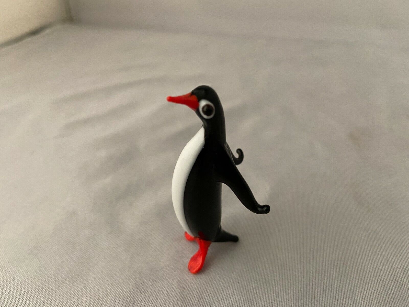 Miniature Hand Blown Glass Art Figure Penguin Bird 