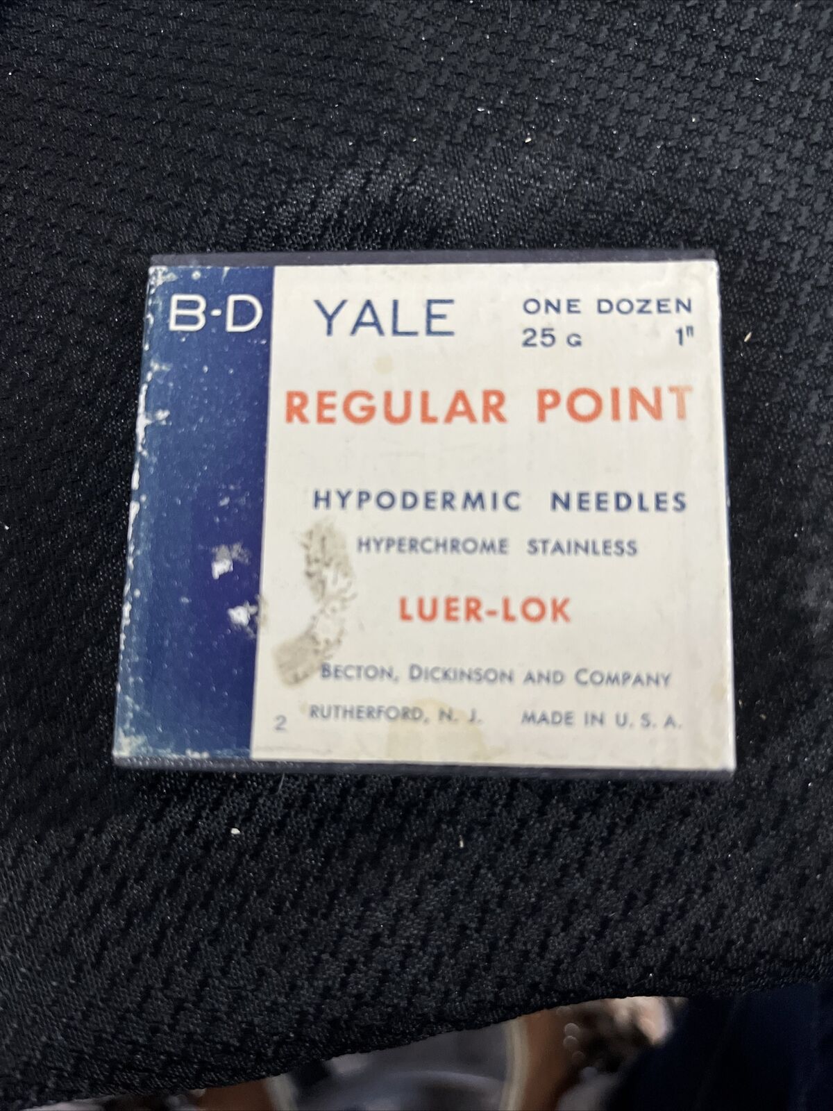 Vintage B-D Yale Hypodermic Needles 25 Ga Regular Point. AD