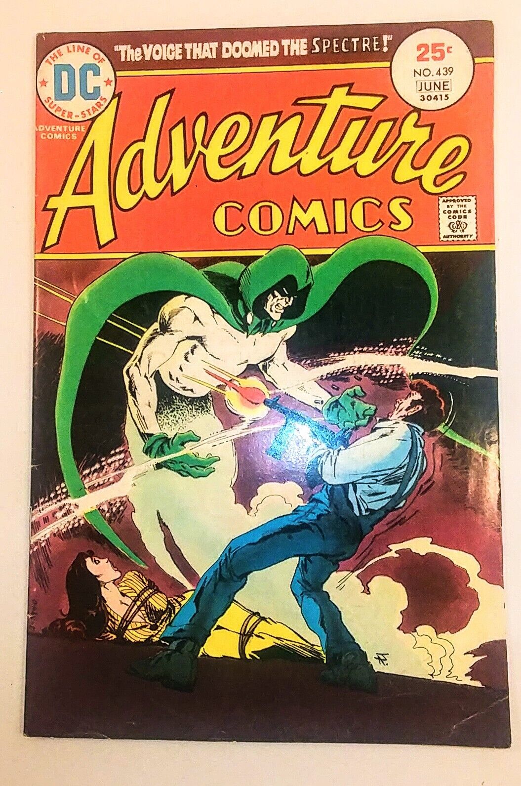 ADVENTURE COMICS NO. 439 FINE/FINE+ CONDITION 1975 DC COMICS