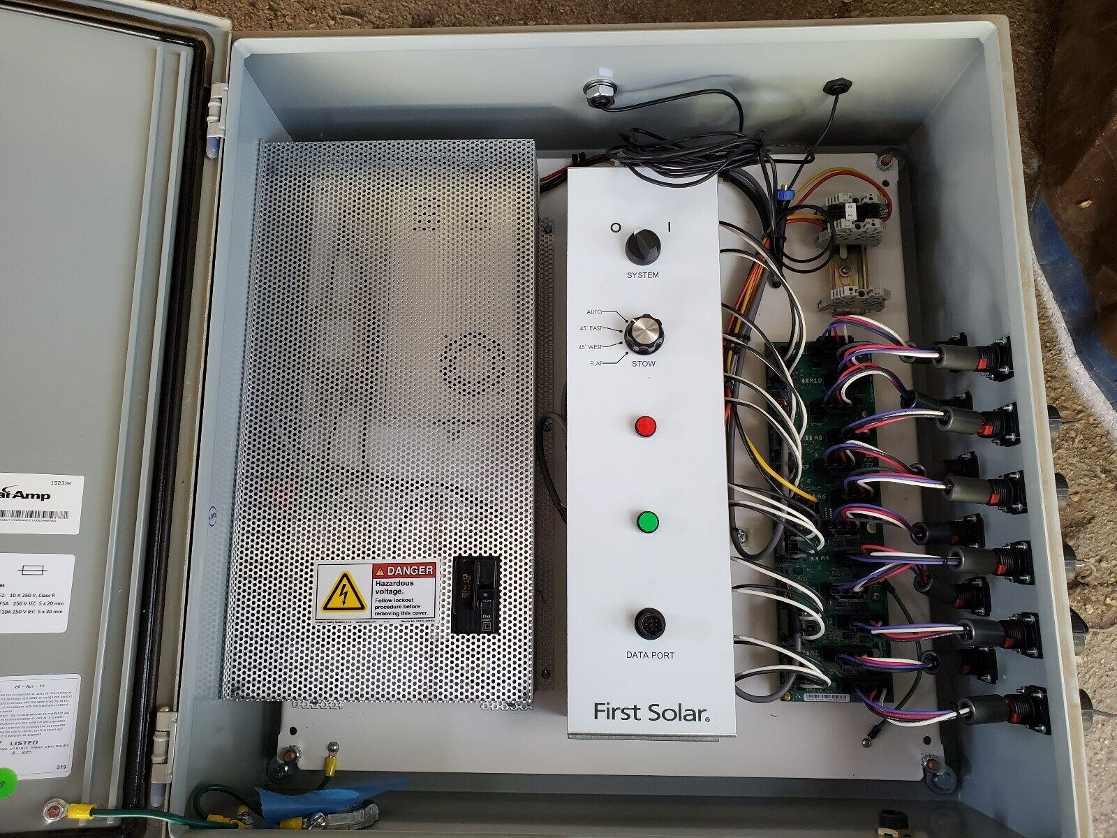 First Solar FSTC401 Control Panel *incomplete* missing data port