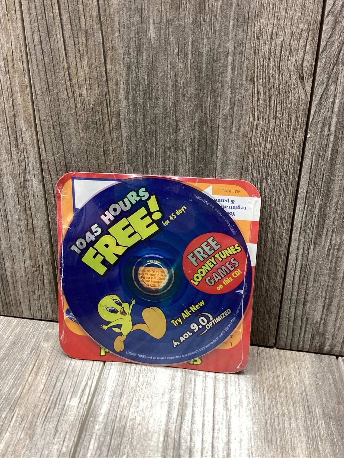 AOL 9.0 Looney Tunes Games Disc America Online Vintage Disc 1045 Free Hours NEW