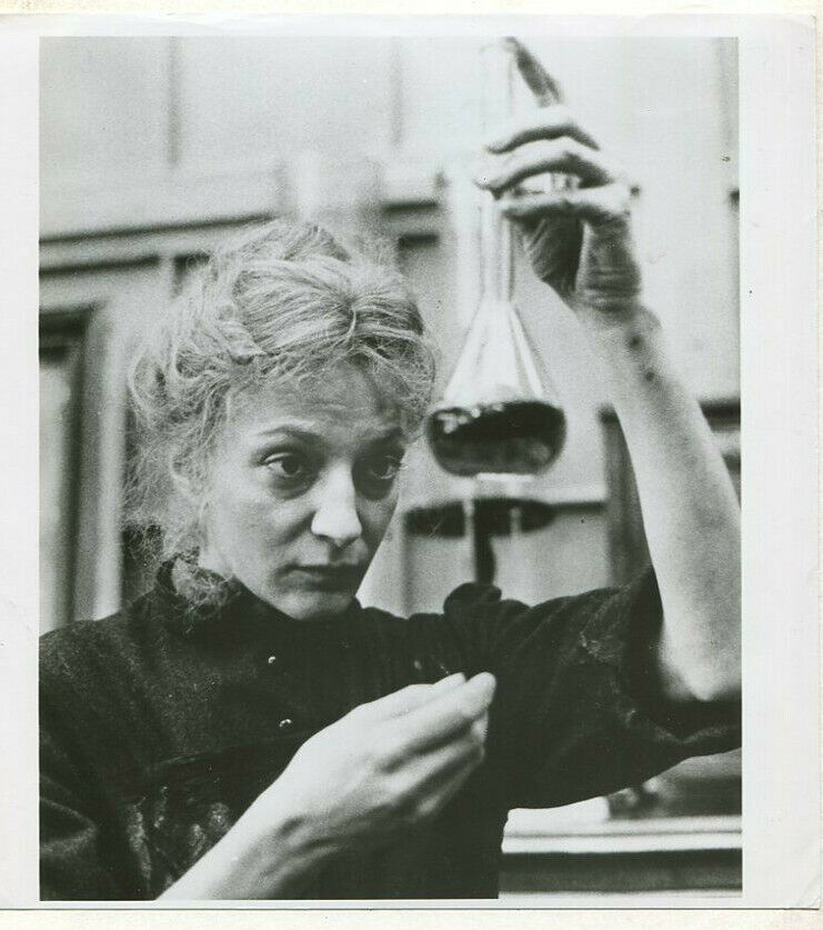 Jane Lapotaire - Life And Work Of Marie Curie PBS TV press photo MBX99
