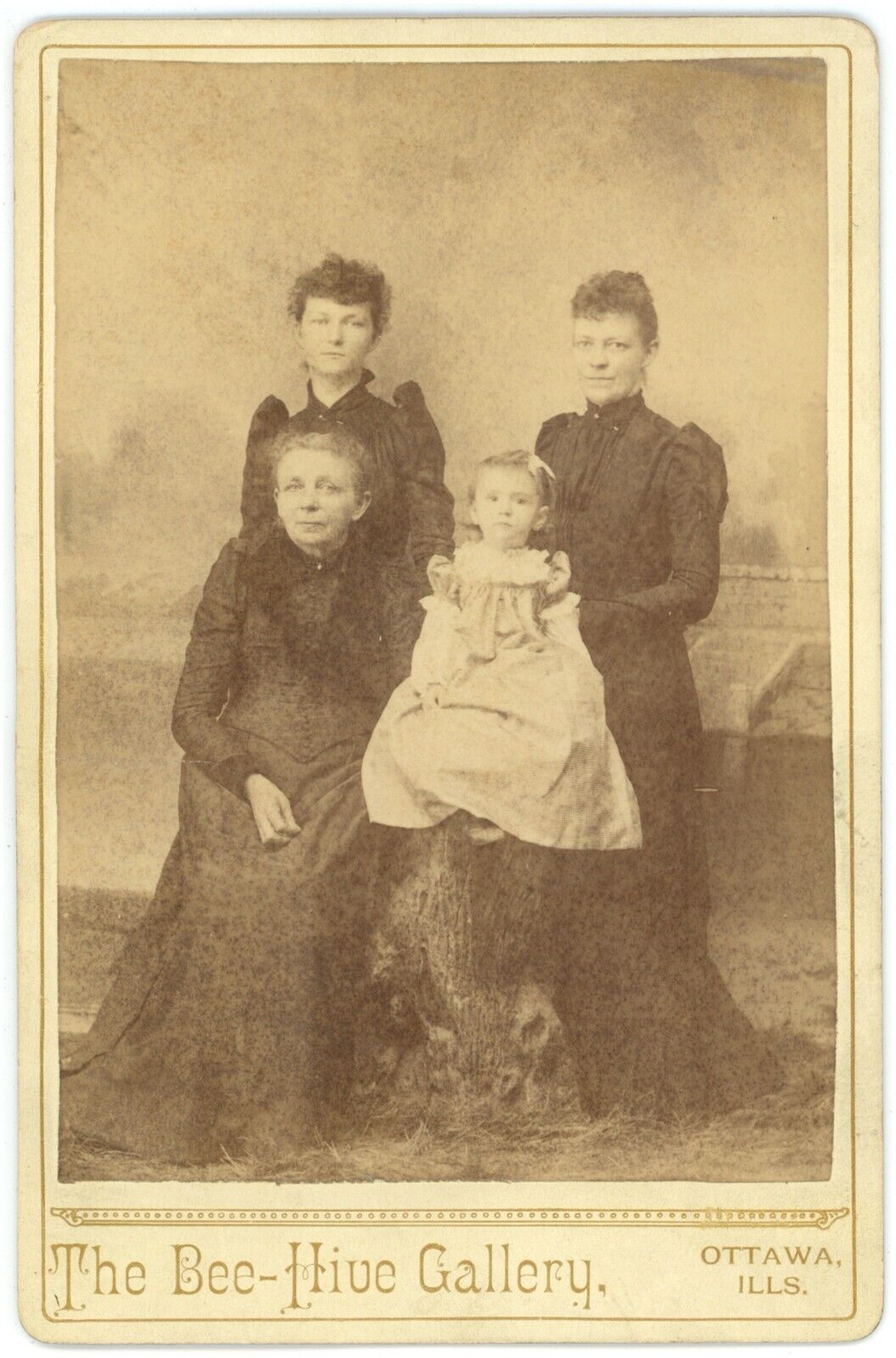 CIRCA 1890\'S CABINET CARD Generational Portrait Three Women & Girl Ottawa, IL