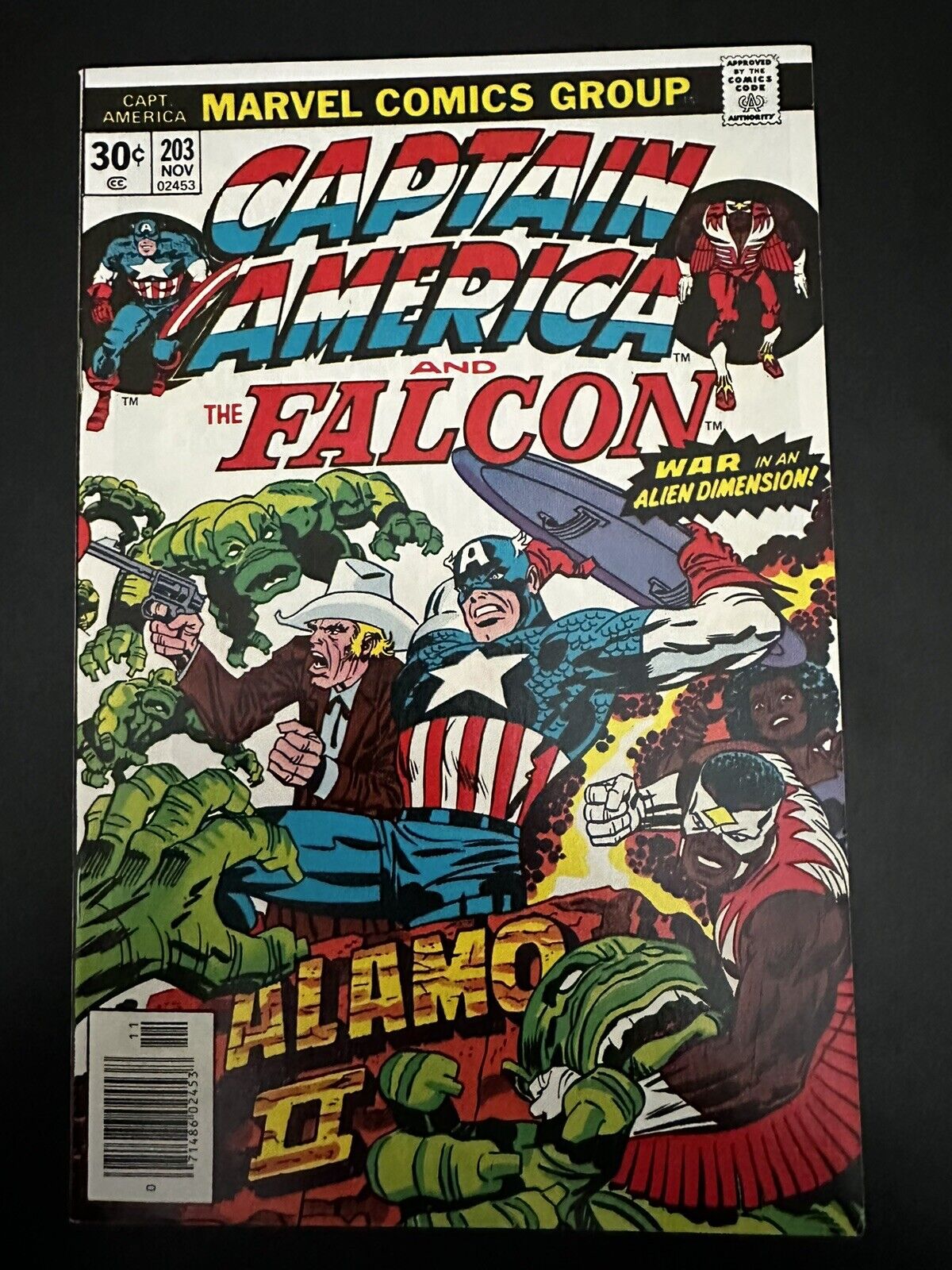 Captain America and the Falcon #203 (1976) Marvel Comics Newstand NM See pics