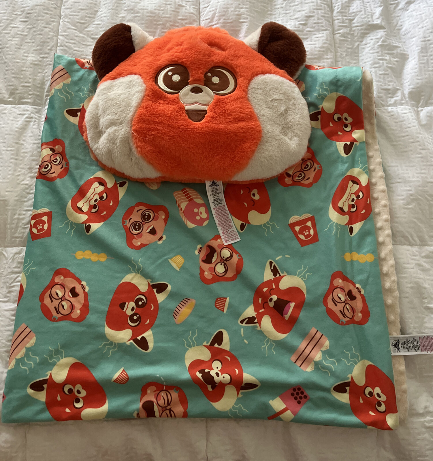 Disney World Pixar NWOT Turning Red Movie Red Panda Blanket & Pillow
