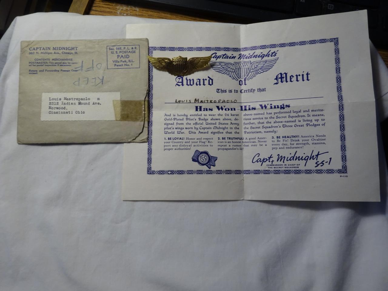 1943 CAPTAIN MIDNIGHT PILOT'S BADGE-MAILER & AWARD OF MERIT VG Minty