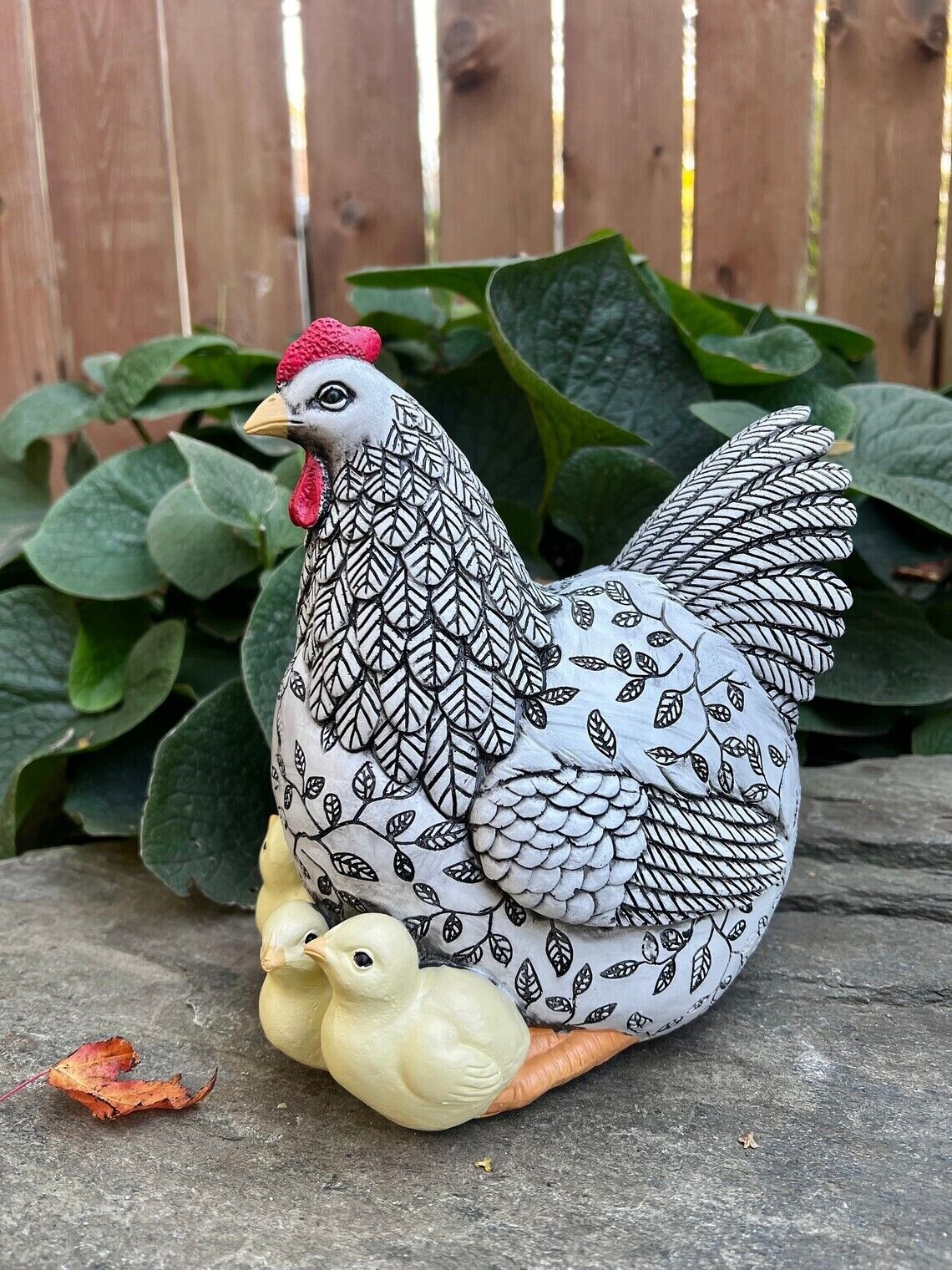 Mother Hen and Baby Chicks Figurine Statue Birds Resin, 9 inches Hx8 Indoor Out