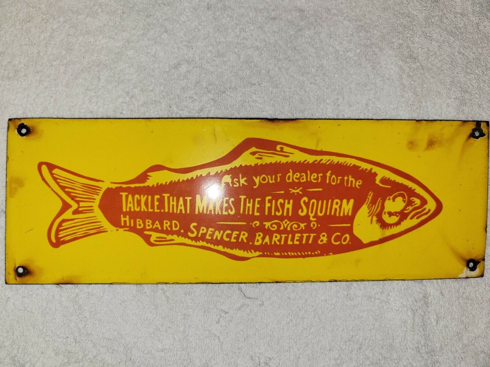 VINTAGE TACKLE. THAT MAKES THE FISH SQUIRM FISHING LAKE CAMPING RV 