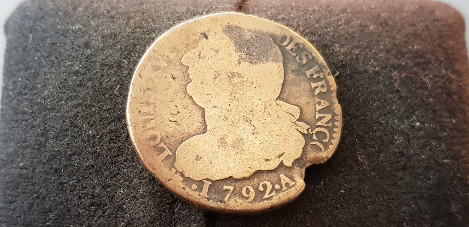 Very Rare French 2 Sols 1792 King Louis XVI, please read description L76b