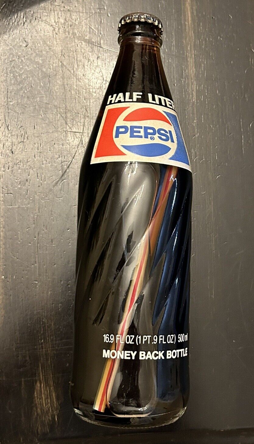 Rare Pepsi Factory Error Half Liter Glass Bottle Sealed With Straw Inside