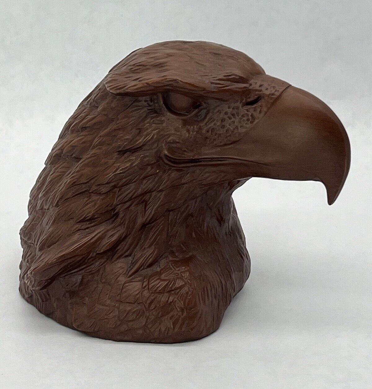 Red Mill Mfg. Hand Crafted USA Majestic Eagle Bust 1990 Crushed Pecan Resin