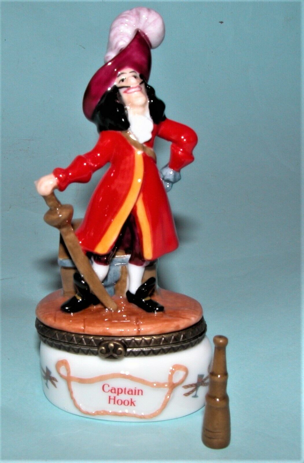Midwest PHB (porcelain hinge box) Disney Peter Pan\'s Captain Hook, #348079 NIB 