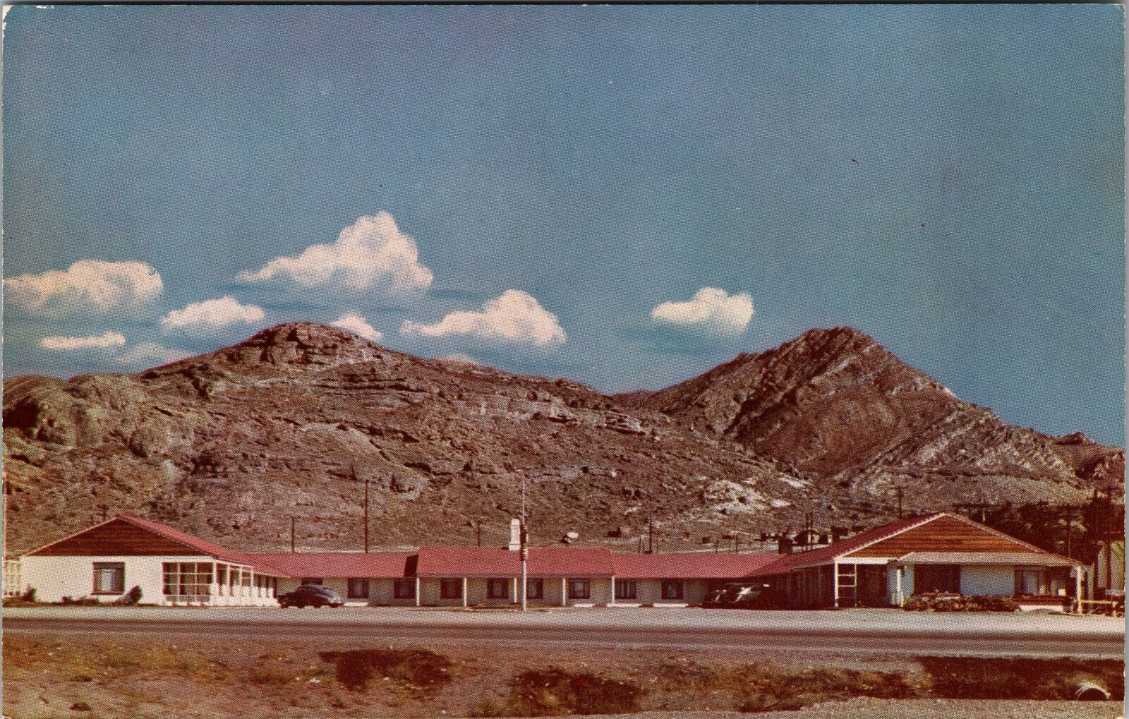 Wendover UT- Utah, Western Motel, Outside View, Vintage Chrome Postcard