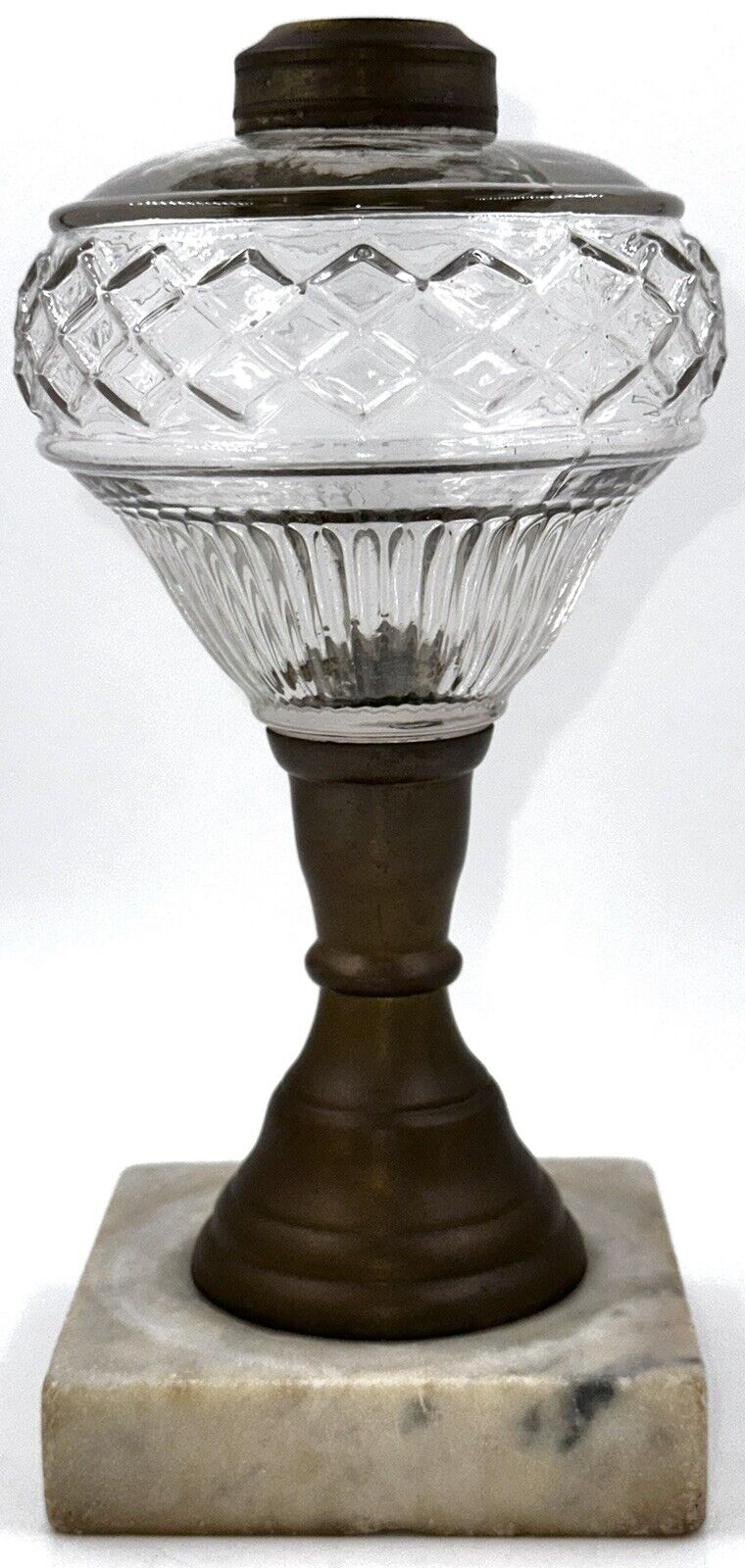 Antique Composite Kerosene Oil Lamp LATTICE BAND and RIB Described Thuro 2, 41-k