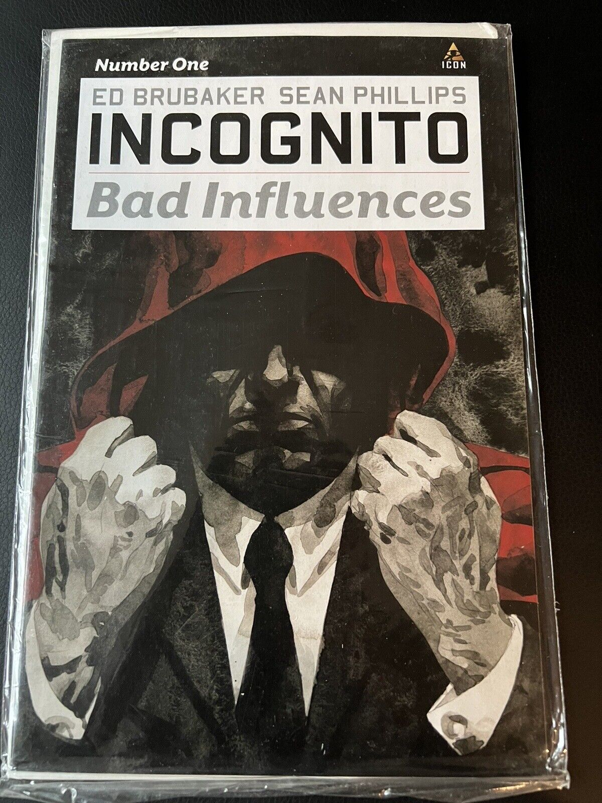 Incognito Bad Influences #1 Icon Marvel Comics 2010 VF+ Ed Brubaker B&B