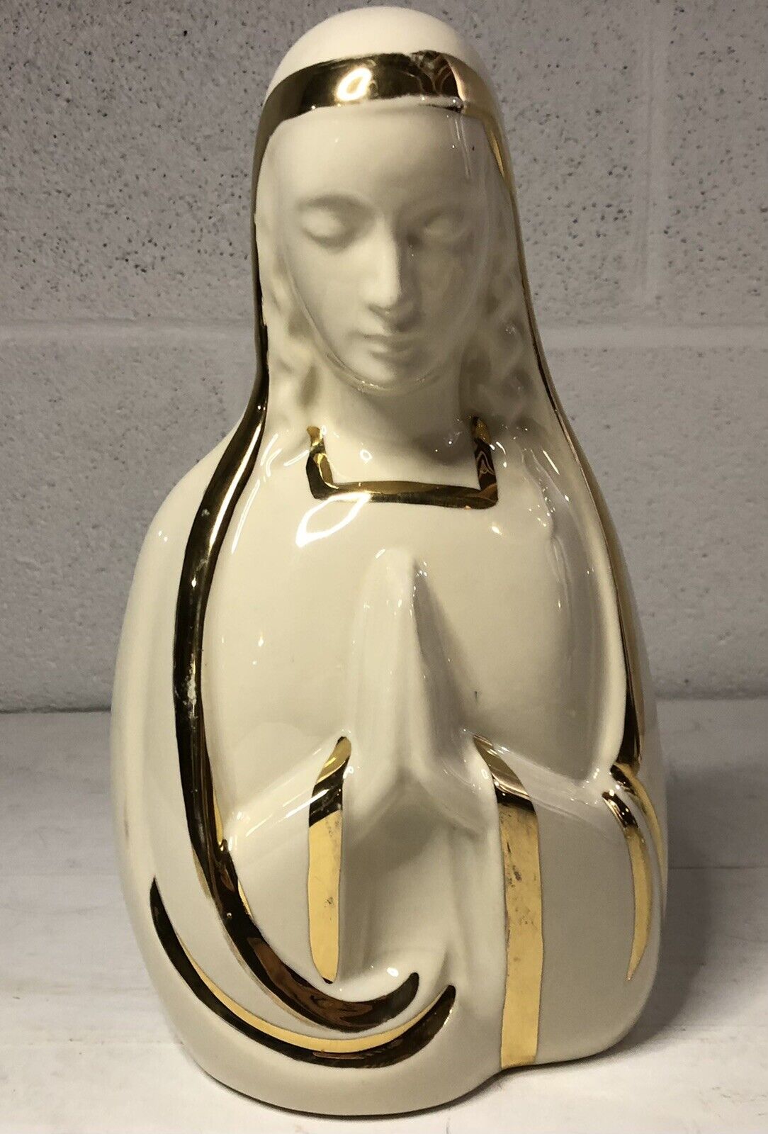 Vintage Mother Mary Praying Ceramic Planter Madonna Catholic 10” White Gold Trim