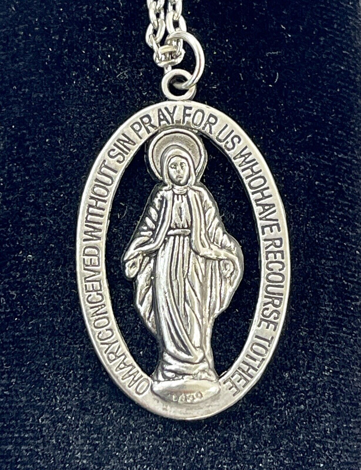 Mary Miraculous Religious Holy Medal Charm Etched Catholic Prayer Pendant Church