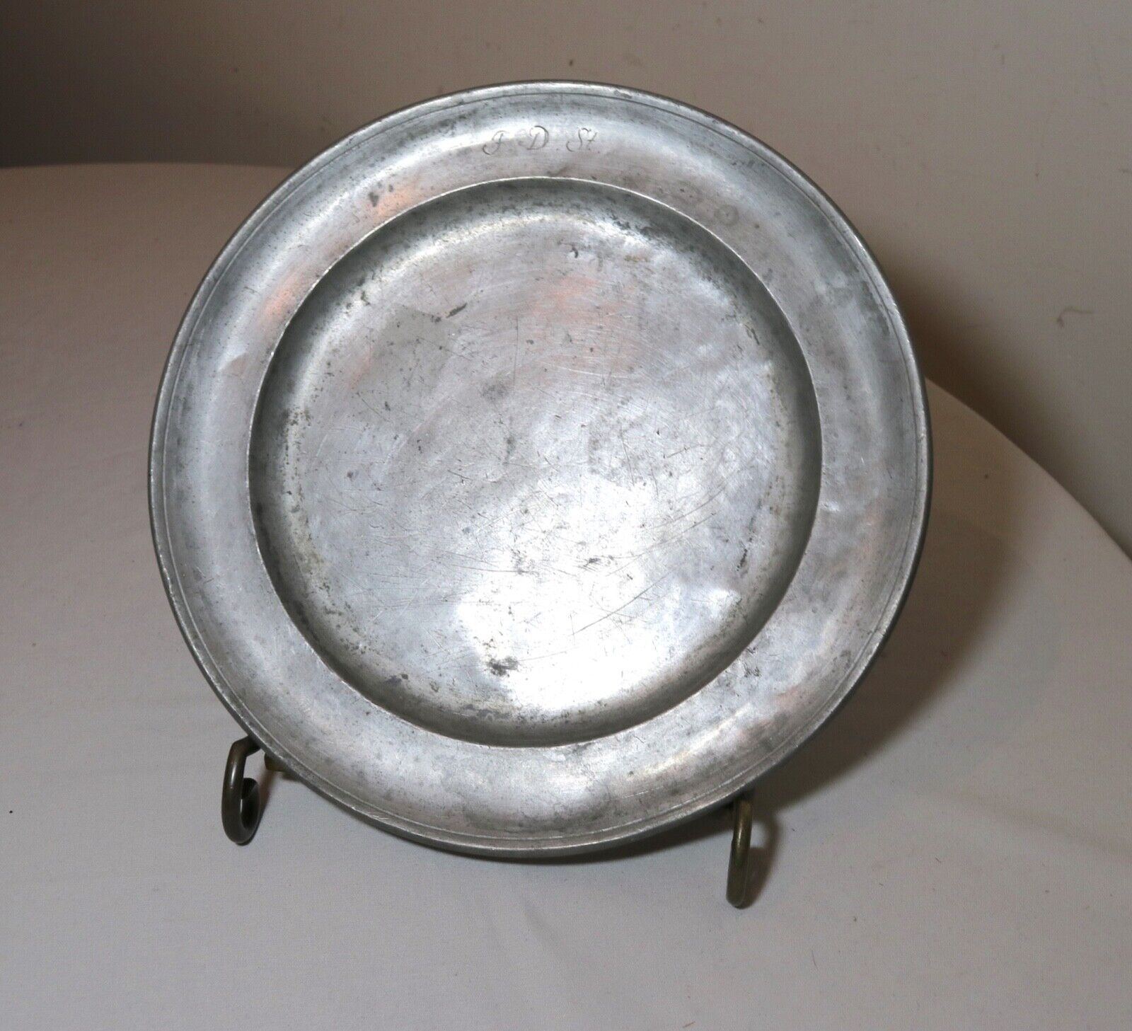 rare antique 1700\'s FGG French Two Tower mark forged pewter dinner plate dish