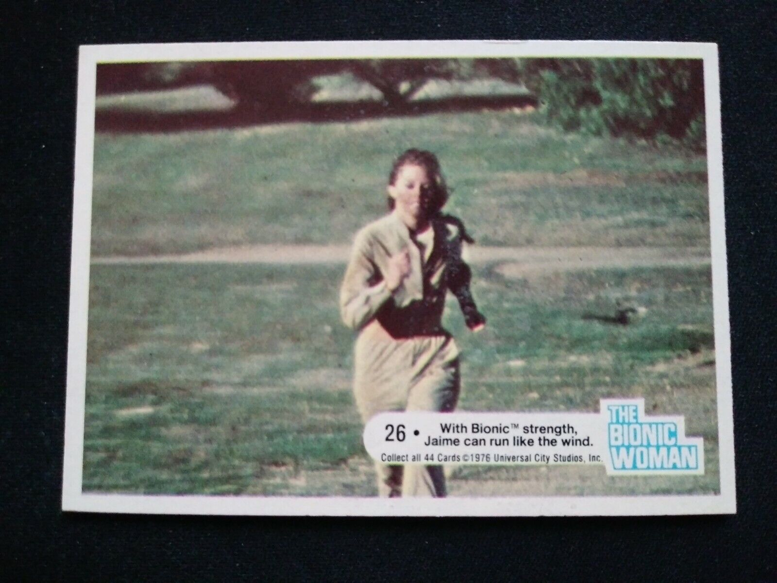 1976 Dunruss Bionic Woman Card # 26 With Bionic strength.... (EX)