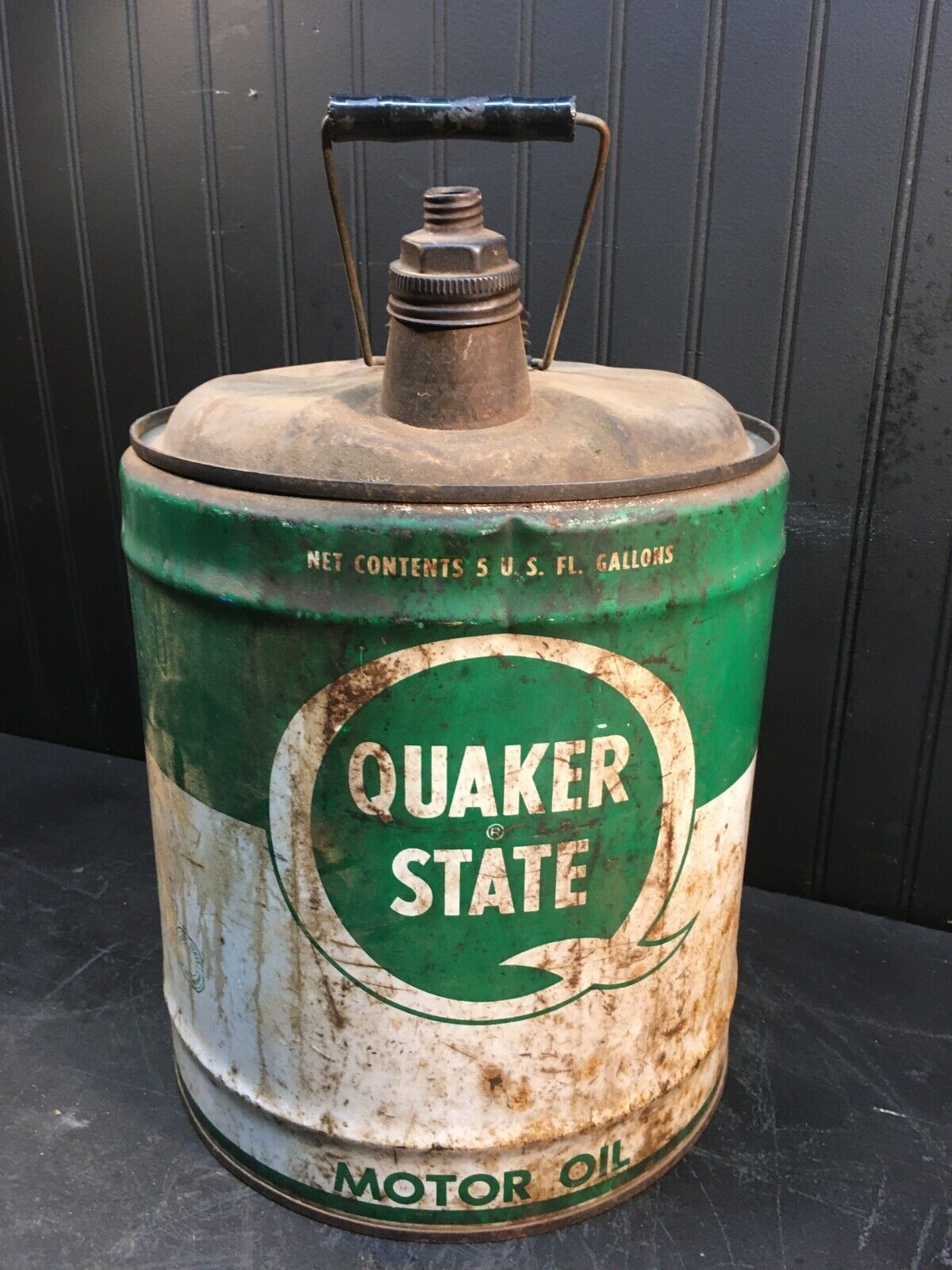 Vintage Quaker State 5 Gallon Motor Oil Can Plastic Handle 1970