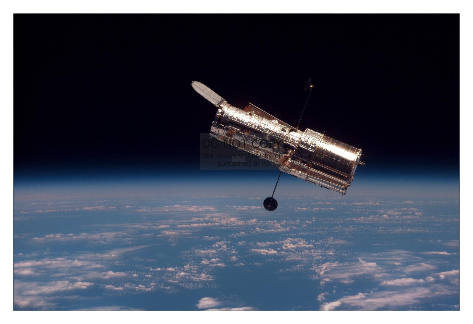 HUBBLE NASA SPACE TELESCOPE SEPERATION FROM DISCOVERY SHUTTLE STS-82 4X6 PHOTO