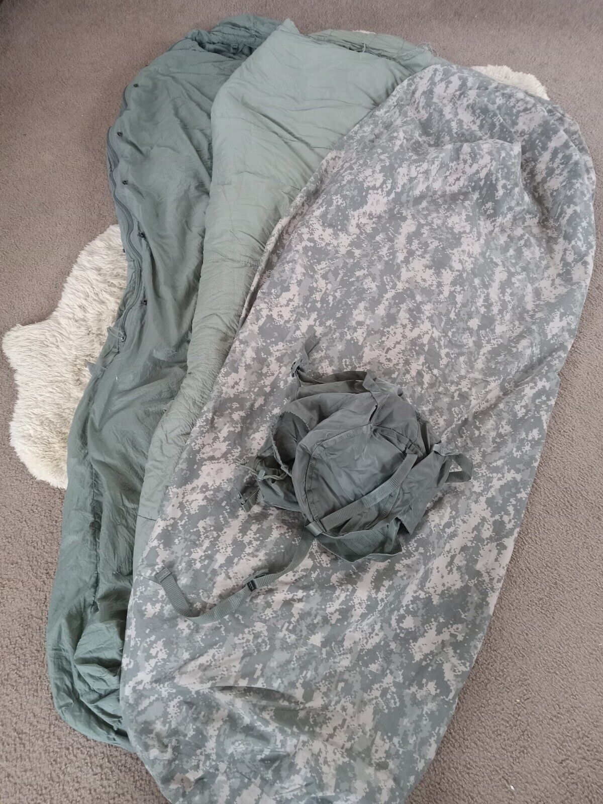 US Military 4 Piece Modular Sleeping Bag Sleep System GOOD - MSS - ACU
