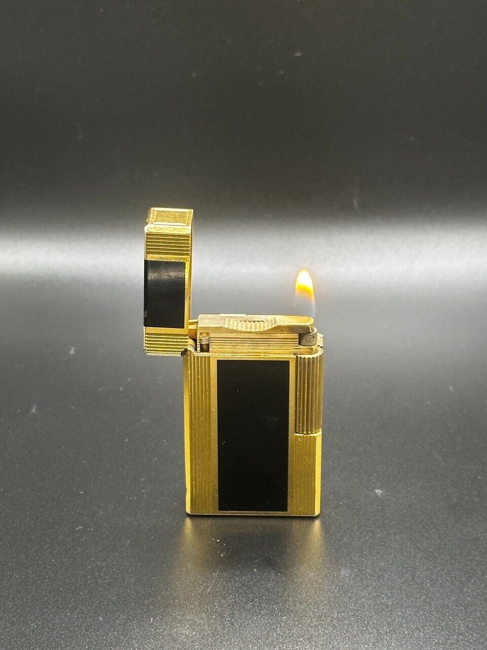 St Dupont Lighter Ligne 1 Gold with Black Chinese Lacquer