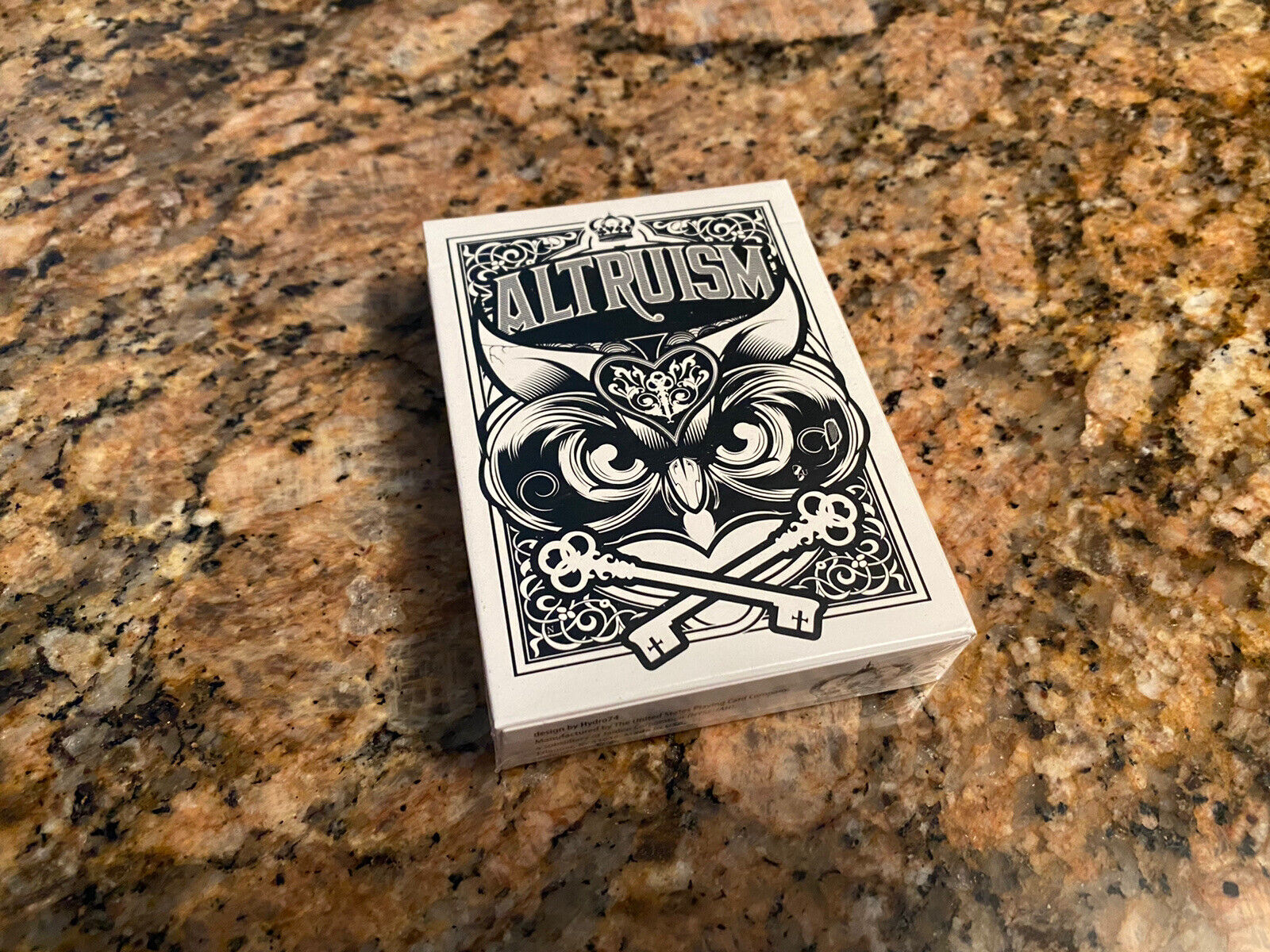 Altruism White Snow Owls Playing Cards Cardistry Magic Deck