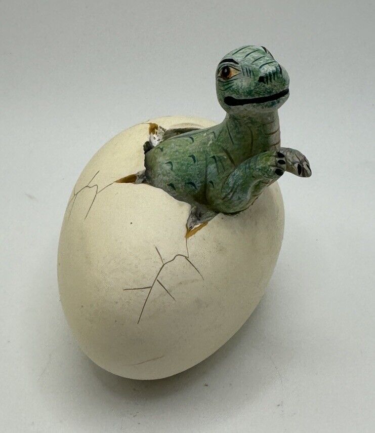 Vintage Hatching Baby t-rex Dinosaur Egg mexico r miranda 1989 vtg dino egg