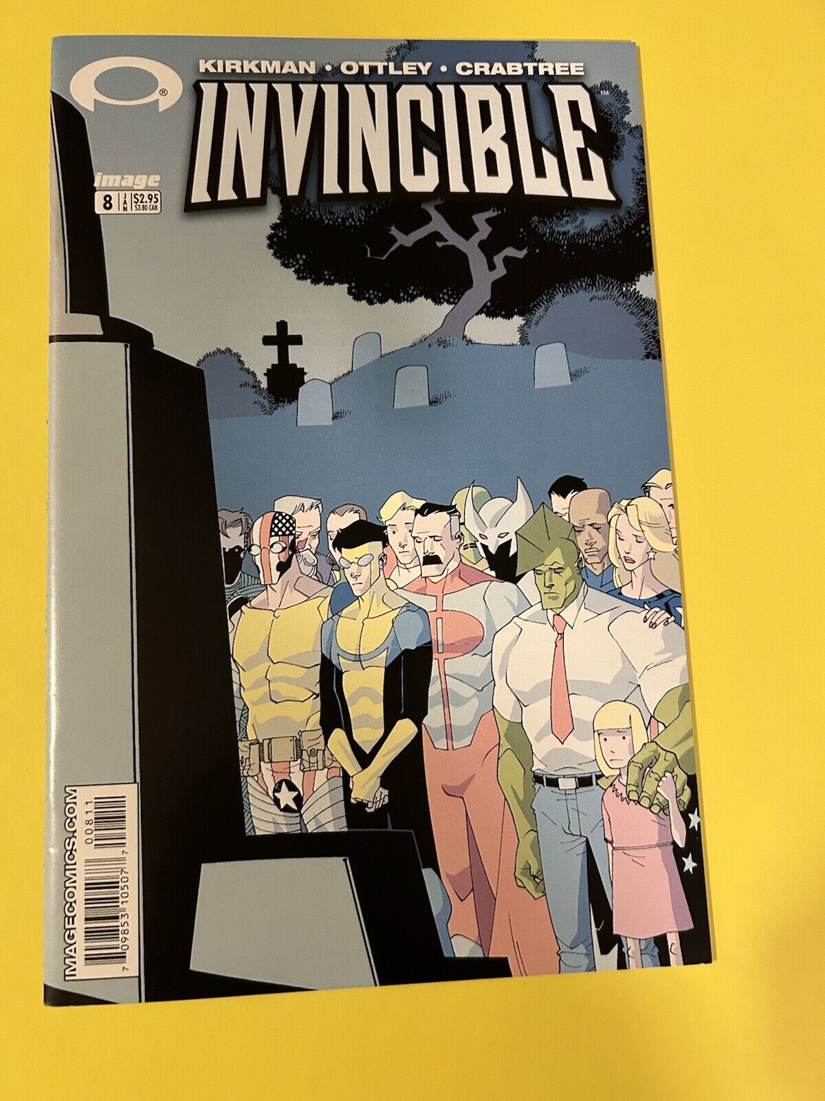 Invincible 8 - Image Comics - High Grade - NM+ - CGC Ready