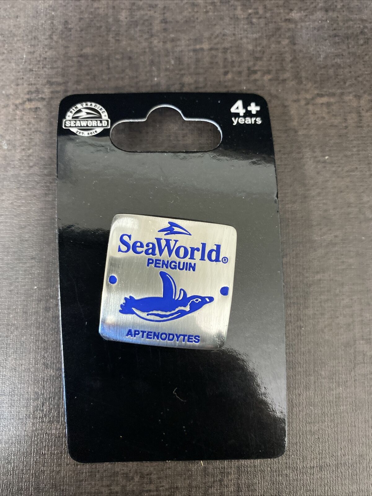 New Sea World Penguin Pin