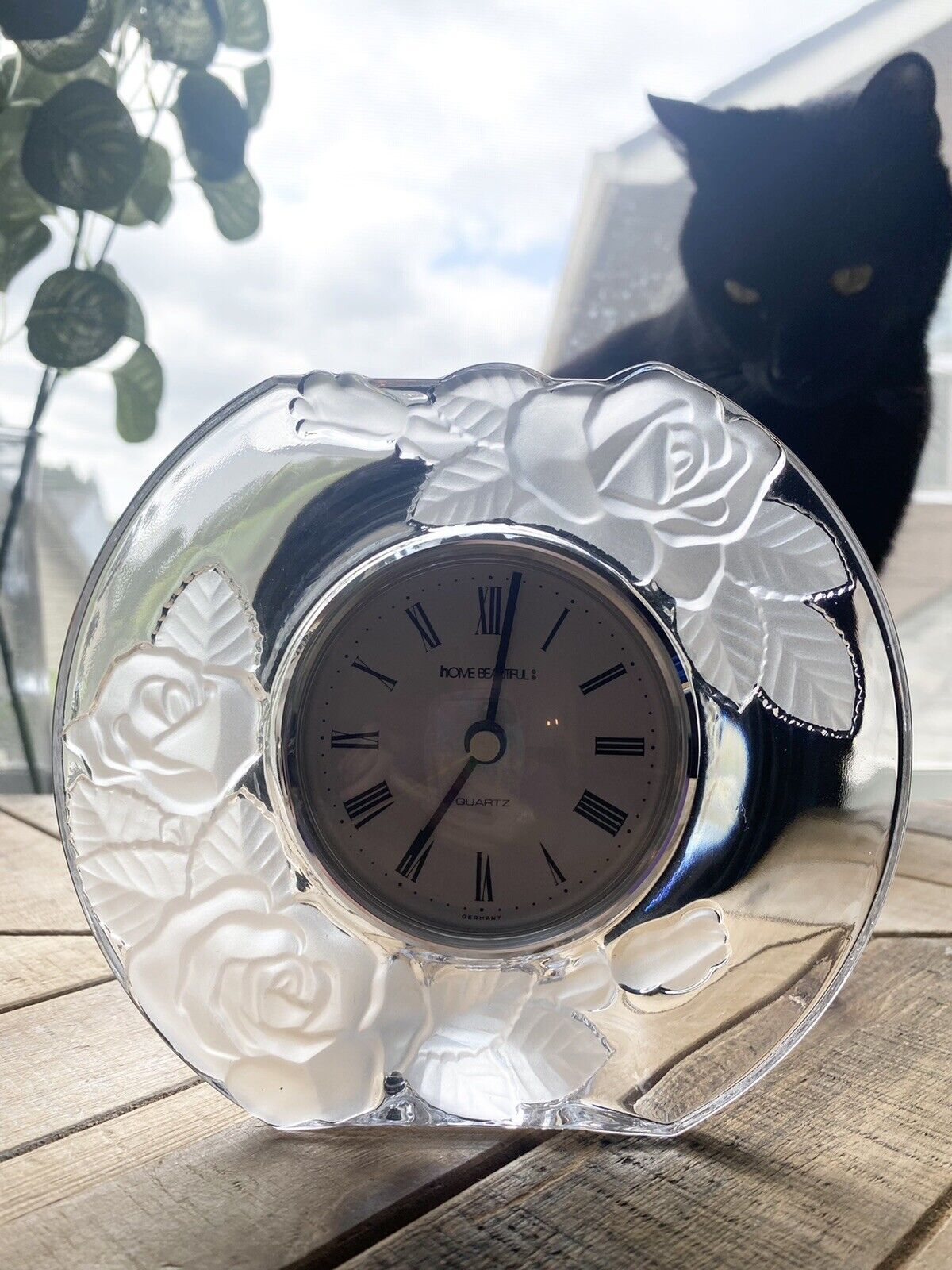 beautiful vintage clear glass small Clock 