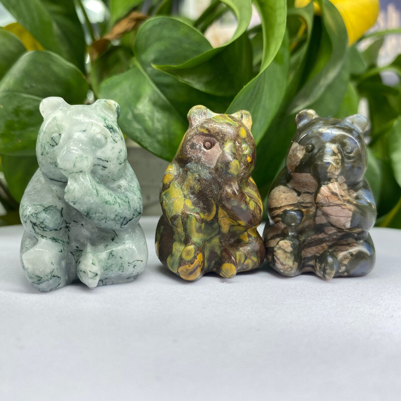 1PC Natural Quartz Hand Carved bear Crystal Reiki Healing decorate random