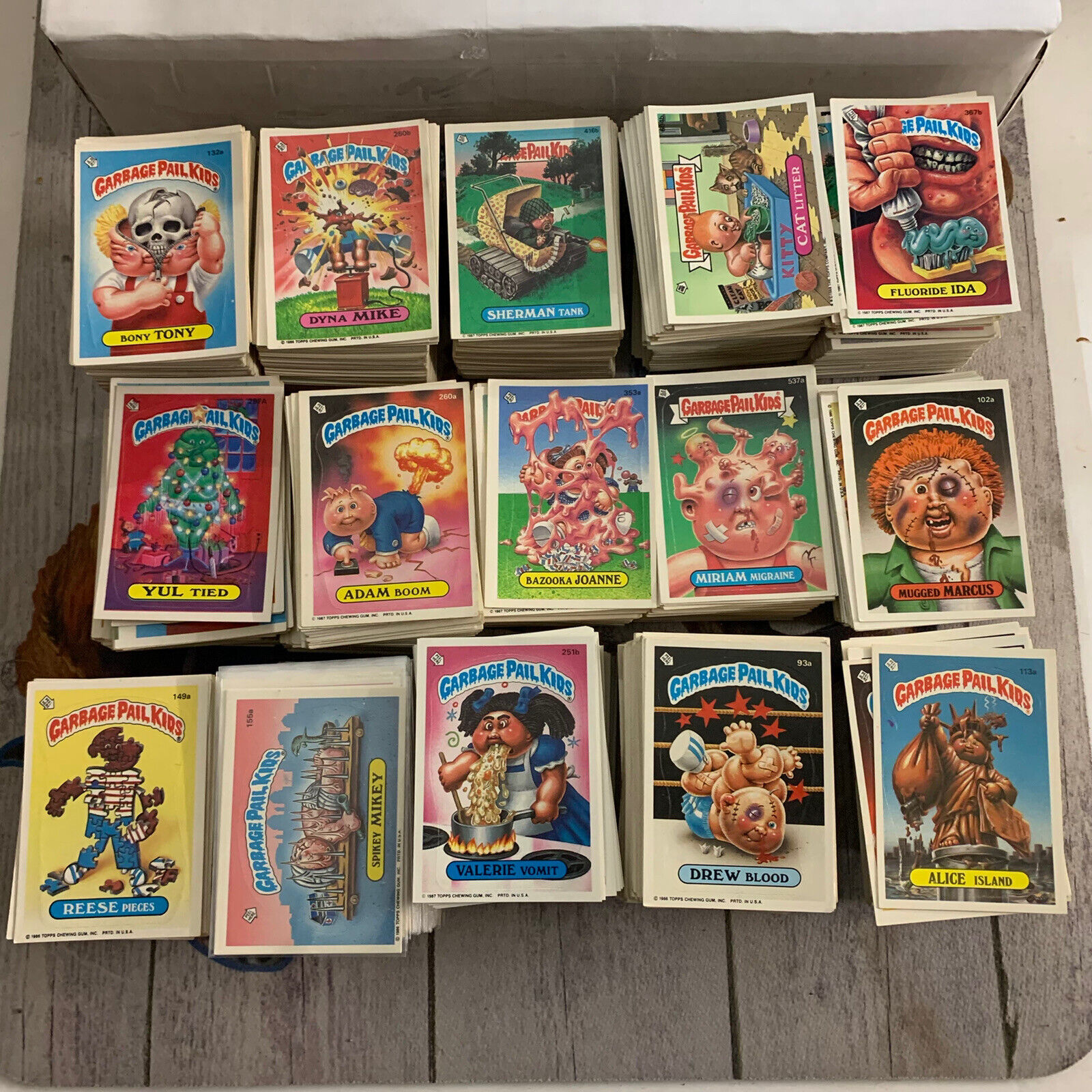 Garbage Pail Kids GPK Vintage 1980s Original Series Only 25 Card Grab Bag
