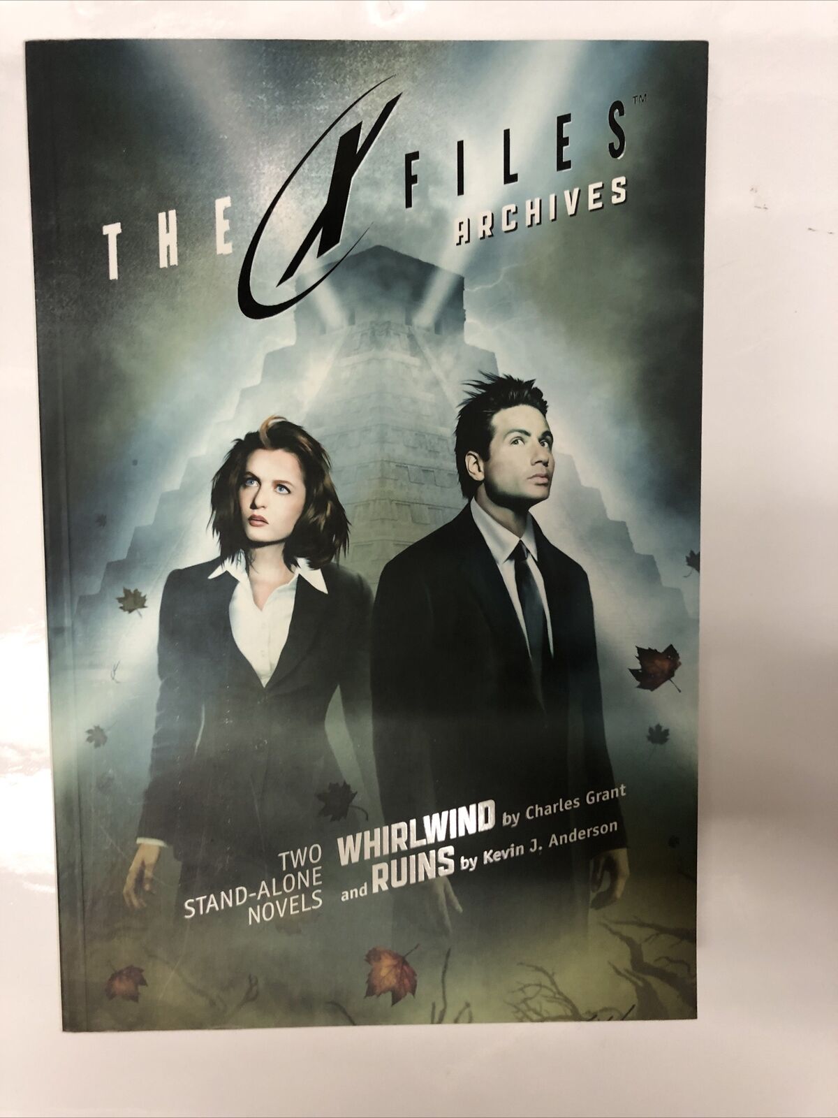 The X Files Archives (2015) TPB • IDW Publishing • Charles Grant • Anderson