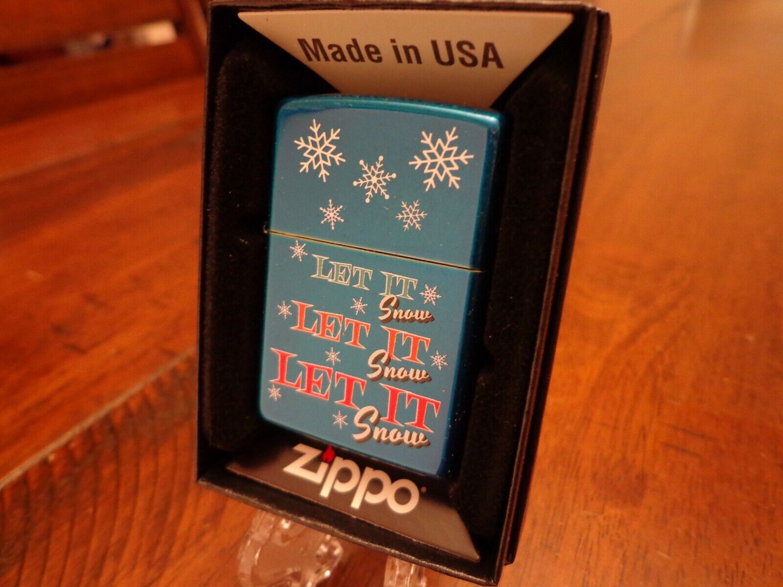 CHRISTMAS LET IT SNOW SNOWFLAKES ZIPPO LIGHTER EXCLUSIVE CERULEAN FINISH 2019