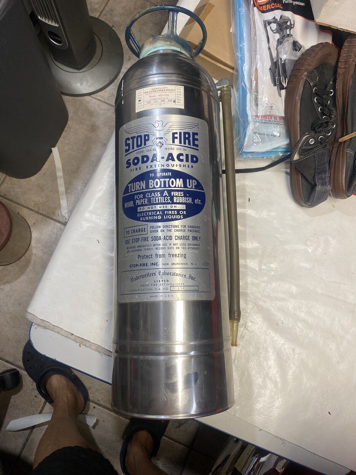 Vintage Fire Extinguisher STOP-FIRE Soda Acid SSA50 1960s 70\'s  1975 Service Tag